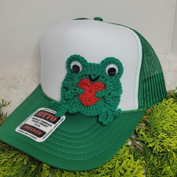 Adorable Crocheted Frog Trucker Hat with Red Heart - Picture 6 of 6